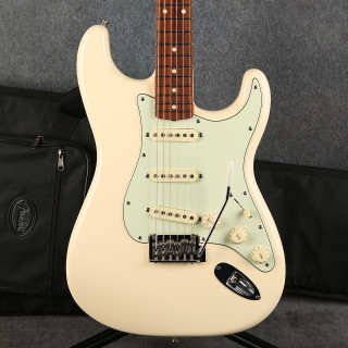 Fender Vintera '60s Stratocaster Modified - Olympic White - Gig Bag - 2nd Hand (145772)